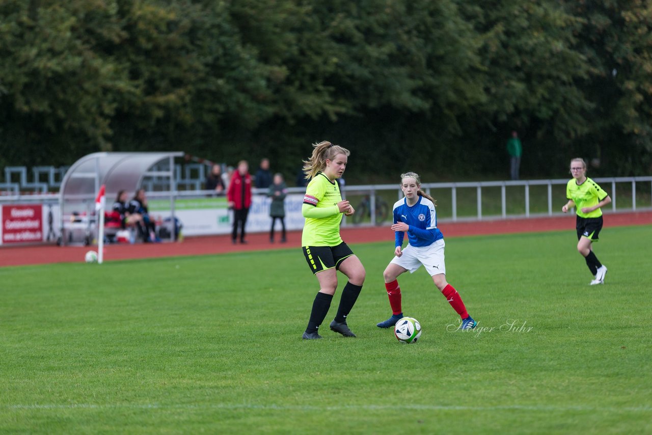 Bild 213 - B-Juniorinnen TSV Schoenberg - Holstein Kiel : Ergebnis: 0:23